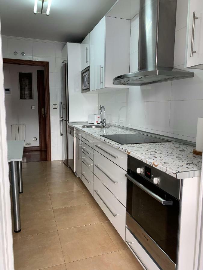Apartamento En Bilbao Con Parking Gratis Buitenkant foto